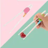 Sumpit Anak Balita Belajar Latihan Menggunakan Chopstick — 2