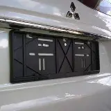 Cover Plat Nomor Tatakan Dudukan Plat Nomor Mobil Universal — 3