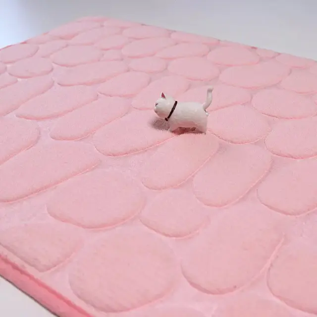Keset Kamar Mandi Memori Foam Anti Slip Dengan Motif Batu