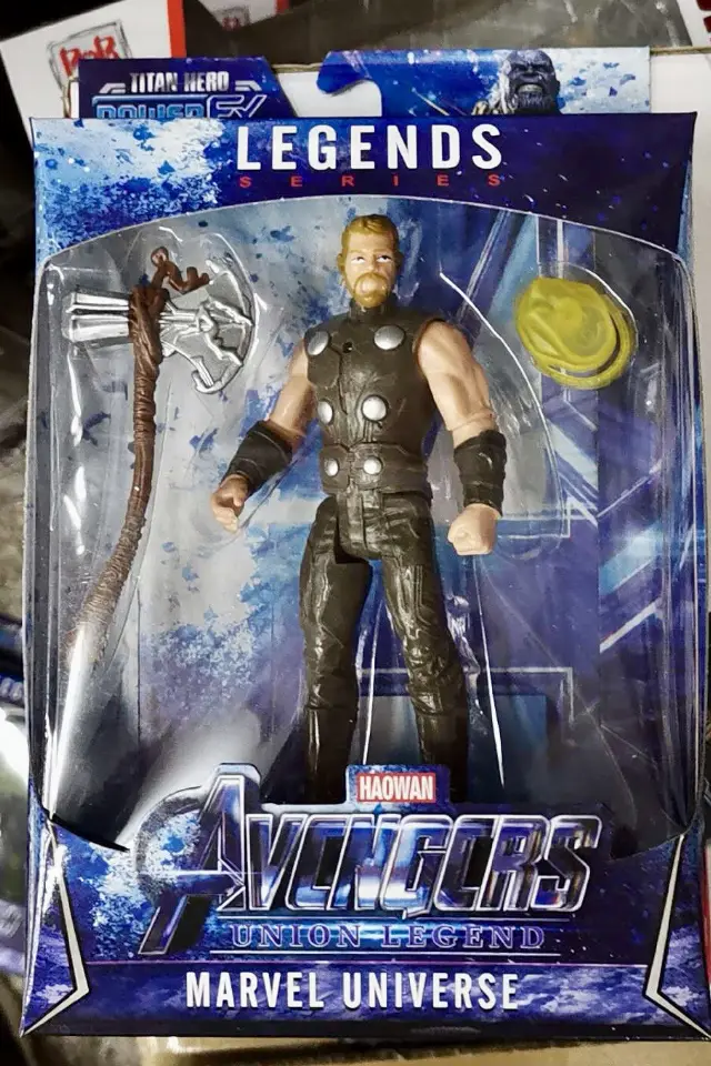 Mainan Action Figure Superhero Marvel Avengers Spiderman Iron Man Hulk
