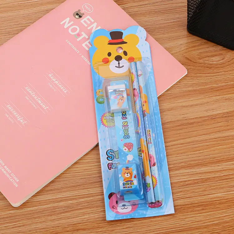 Alat Tulis Set Penghapus Rautan Pensil Karakter Lucu