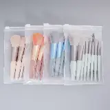 Kuas Make Up Free Pouch 1 Set terdiri dari 8 Kuas Aman Dan Nyaman — 7