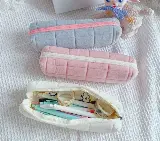 Kotak Tempat Pensil Velvet dengan Desain Bulu Serbaguna — 5