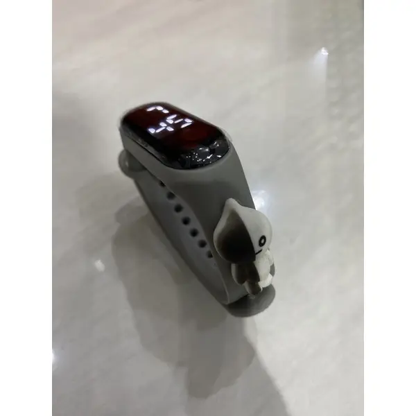Jam Tangan Layar Sentuh LED Silikon Karakter Tahan Air