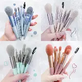 Kuas Make Up Free Pouch 1 Set terdiri dari 8 Kuas Aman Dan Nyaman — 6