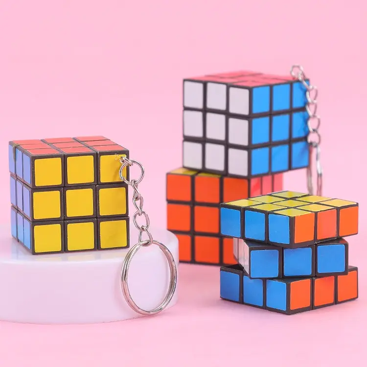 Gantungan Kunci Puzzle Dadu 3 x 3 x 3 cm dengan Bahan Karet