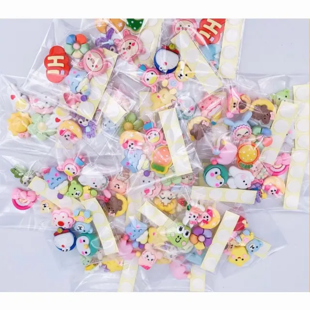 Sticker 3d Tumblr Aesthetic Aksesoris Botol Minum Viral Karakter 4pcs