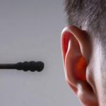 Korek Kuping Cotton Bud Kayu 2 Sisi Kapas Warna Warni 100 Pcs - Bambu - Image 6