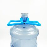 Alat Bantu Angkat Galon Double Handle Grip Holder Pengangkat Botol - Hijau - Image 4