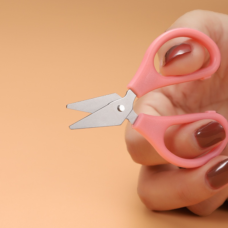 202305310952041091f6e38a56d8c6ccc7903d4e5d9dc4 Gunting Alat Potong Kertas Praktis Dengan Desain Mini - - Image 1