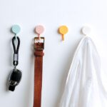 Hook Gantungan Kunci baju Tempel Dinding Polos Bulat Serbaguna - Pink - Image 5