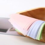 Oil Control Paper Tisu Kertas Penyerap Minyak Wajah - 100 Lembar - Image 6