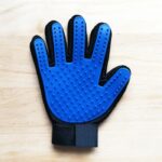 Sarung Tangan Sisir Bulu Hewan Silicone Pet Glove Brush -  - Image 2