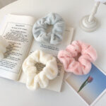 Ikat Rambut Berbulu Halus Polos Untuk Wanita dan Anak - putih - Image 4