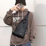 SlingBag LBX Medium CrossBody Stylish dan Fungsional - hitam