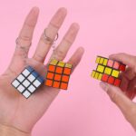 Gantungan Kunci Rubiks dengan Karet 3 x 3 x 3 cm - 