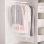 Sarung Cover Gantung Baju Dengan Resleting Anti Debu PEVA - 80x60