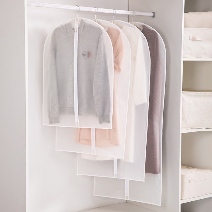 24b00cda-66e6-4da8-b865-1ca706ba685f-1 Sarung Cover Gantung Baju Dengan Resleting Anti Debu PEVA - 80x60 - Image 1