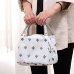  Tas Bekal Cooler Bag Tempat Piknik Anak Motif Mini Travel Pouch - White Cactus