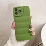 Casing iPhone 13 The Puffer Case untuk iPhone 13 - Hijau Tua