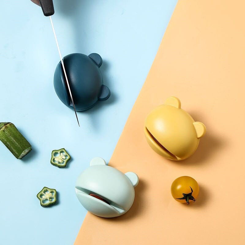 rug-1664452128867-0-1673001432 Alat Pengasah Penajam Pisau Gunting Mini Karakter Kodok - Image 1