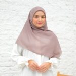 Hijab Bella Segi Empat Premium Square Polos Fashion Muslim - latte