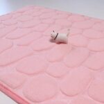 Keset Kamari Mandi Anti Slip Memori Foam Motif Batu - Pink