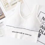 Bra Sport Wanita Tanpa Kawat Model Seamless B400 dengan Isi Busa - Putih Ada Tulisan