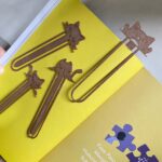 Set Pembatas Buku 4 Model Berwarna Coklat untuk Menandai Halaman - Coklat