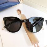 Kacamata Hitam Pantai Wanita Kekinian Korean Design Retro - Hitam Garis - Image 9