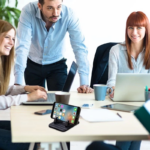 Stand Handphone Holder Anti Slip Pada Mobil Car Phone Holder - Image 7