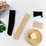 Kaos Kaki Stocking Transparan Wanita Modis Cocok Dipakai Seharian - Hitam - Image 3