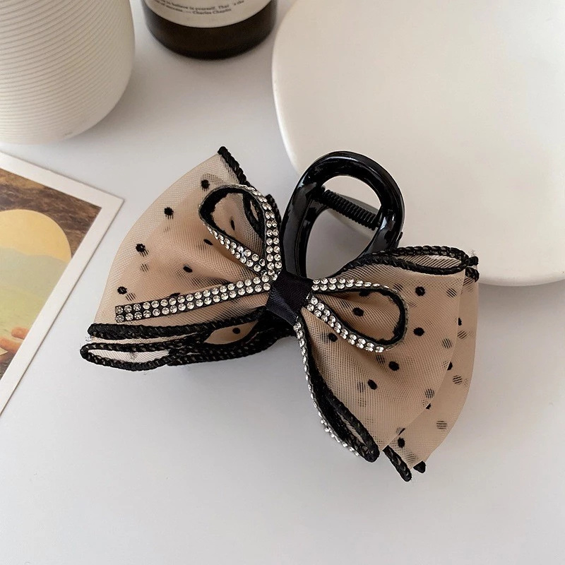 f8gs4w1g4voxSPeypnR1TFANT28yZmW1yu6eGJvp Jepit Rambut Pita Model Korea Dengan Model Berlian Cantik - Cream - Image 1