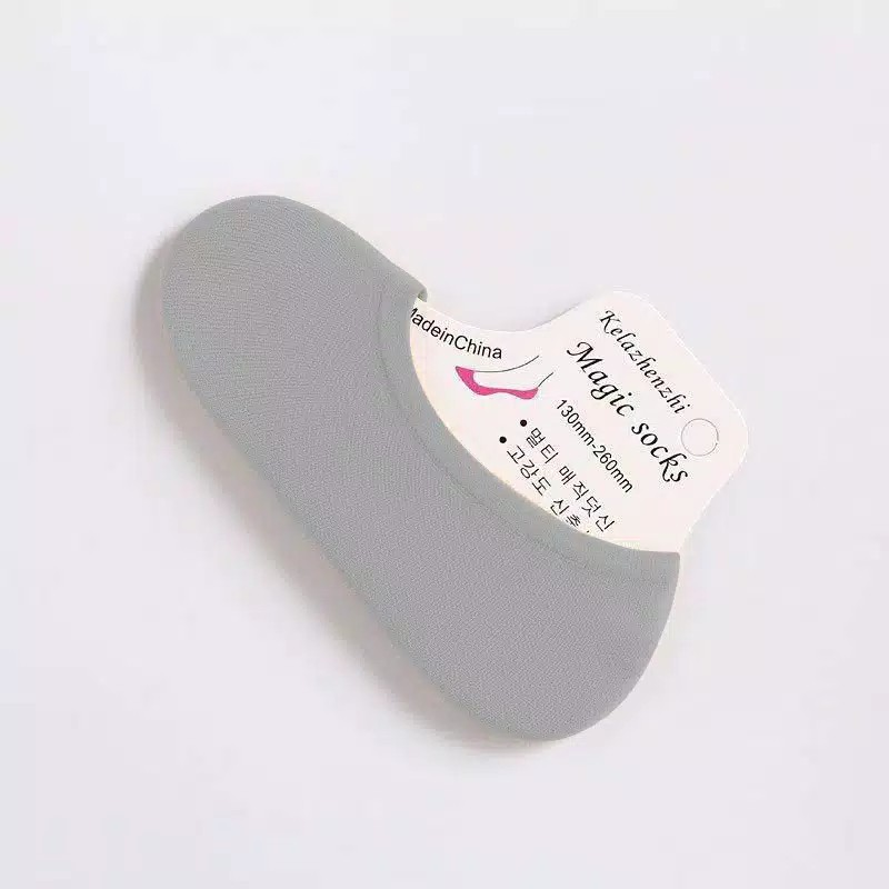 hVs2qVQMt1sJeQSkDcqZf8GMQcDyQ2LC8Ax6YKqs Kaos Kaki Pendek Socks Polos Setumit Bawah Mata Kaki Bahan Silicone - Abu - Image 1