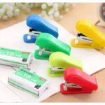 Stapler Mini Kecil Unik Lucu Bonus Isi ATK Praktis - Image 5