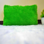 Bantal Sofa Bulu 2 Tampilan Aesthetic Elegan Dekorasi Kamar Ruangan - Hijau - Image 4