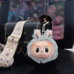 Gantungan Kunci Kepala Karakter Labubu Cute untuk Tas dan Kunci - Image 4