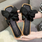 Sandal Selop Wanita Bahan Karet Dengan Model Pita Stylish - Hitam 38-39 - Image 2