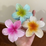 Jepitan Rambut Wanita Bunga Kamboja Elegan Model Terbaru Kekinian - Peach - Image 4