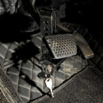 Kunci Gembok Pedal Gas dan Kopling Mobil Baja Anti Maling - Image 7