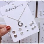 Kalung Anting Set Aksesoris Fashion Wanita Korea Cantik Kekinian - Bulan Bintang