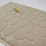 Keset Kamar Mandi Memori Foam Anti Slip Dengan Motif Batu - Cream